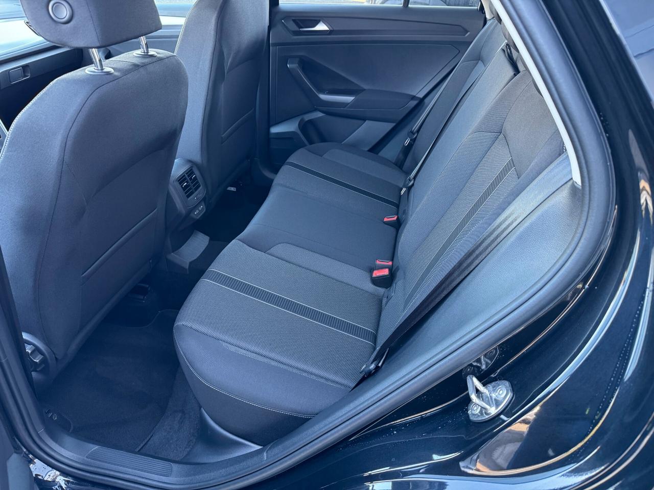 Volkswagen T-Roc 2.0 tdi Edition Plus 115cv / NO VINCOLI