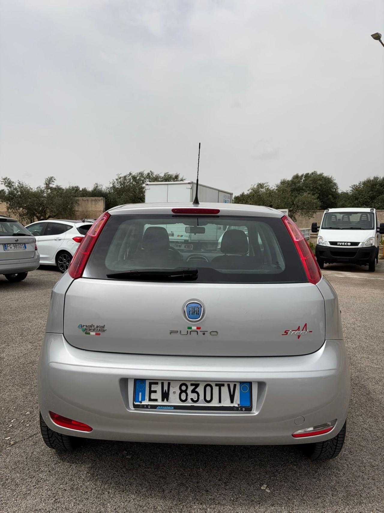 Fiat Punto 1.4 8V 5 porte Natural Power Street
