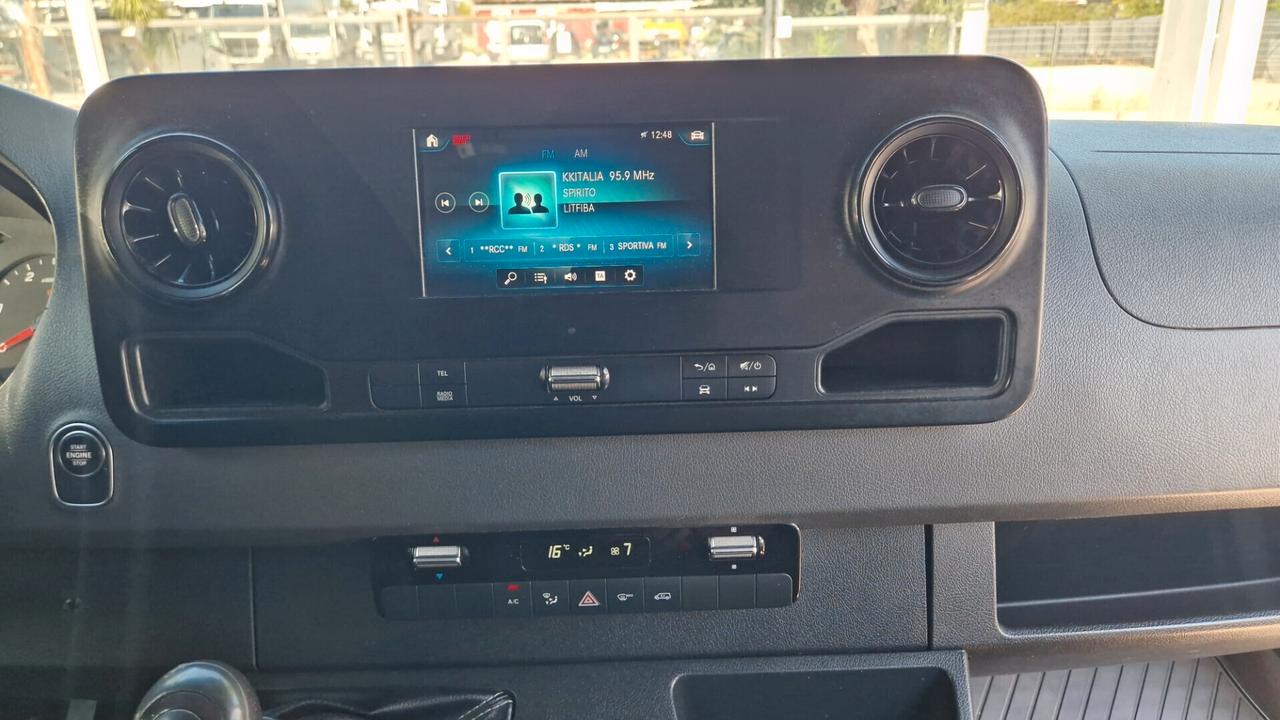 Mercedes Benz SPRINTER 316 CDI PEDANA CARICATRICE FRIGO
