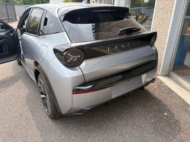 Lancia Ypsilon Hybrid e-DCT LX