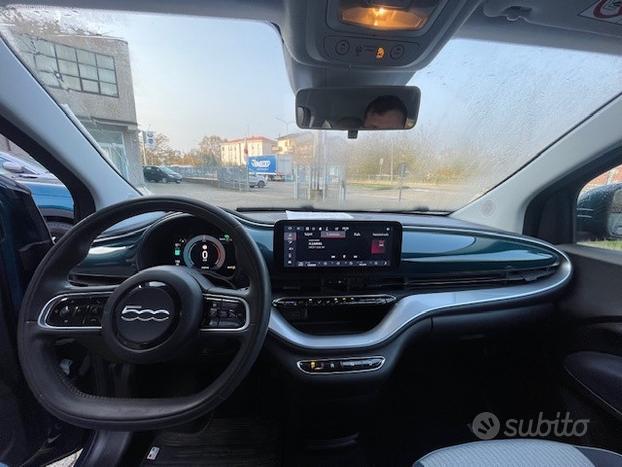 FIAT 500BEV ICON U44707