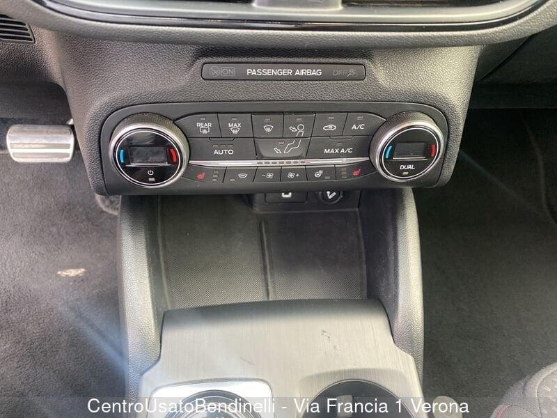 Ford Focus 1.0 EcoBoost 125 CV automatico SW ST Line Co-Pilot