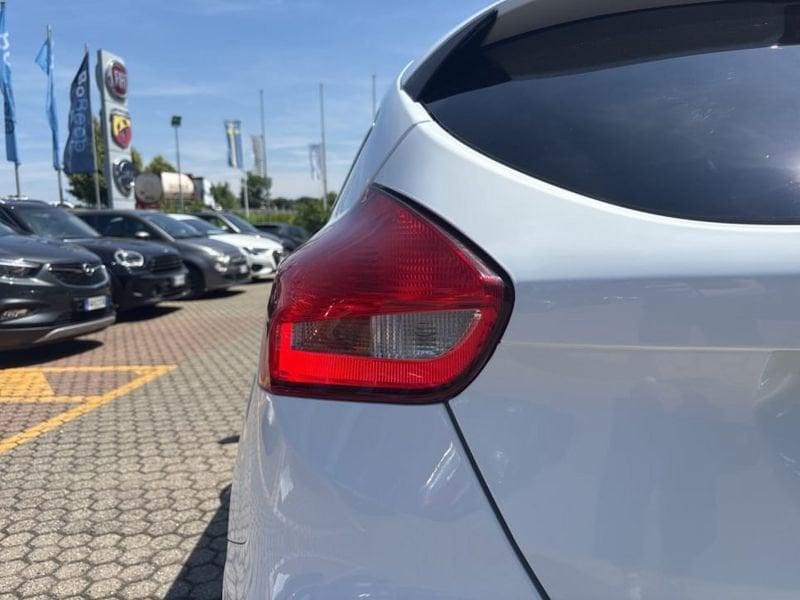 Ford Focus 5P 1.5 TDCI TITANIUM S&S 120CV MY17