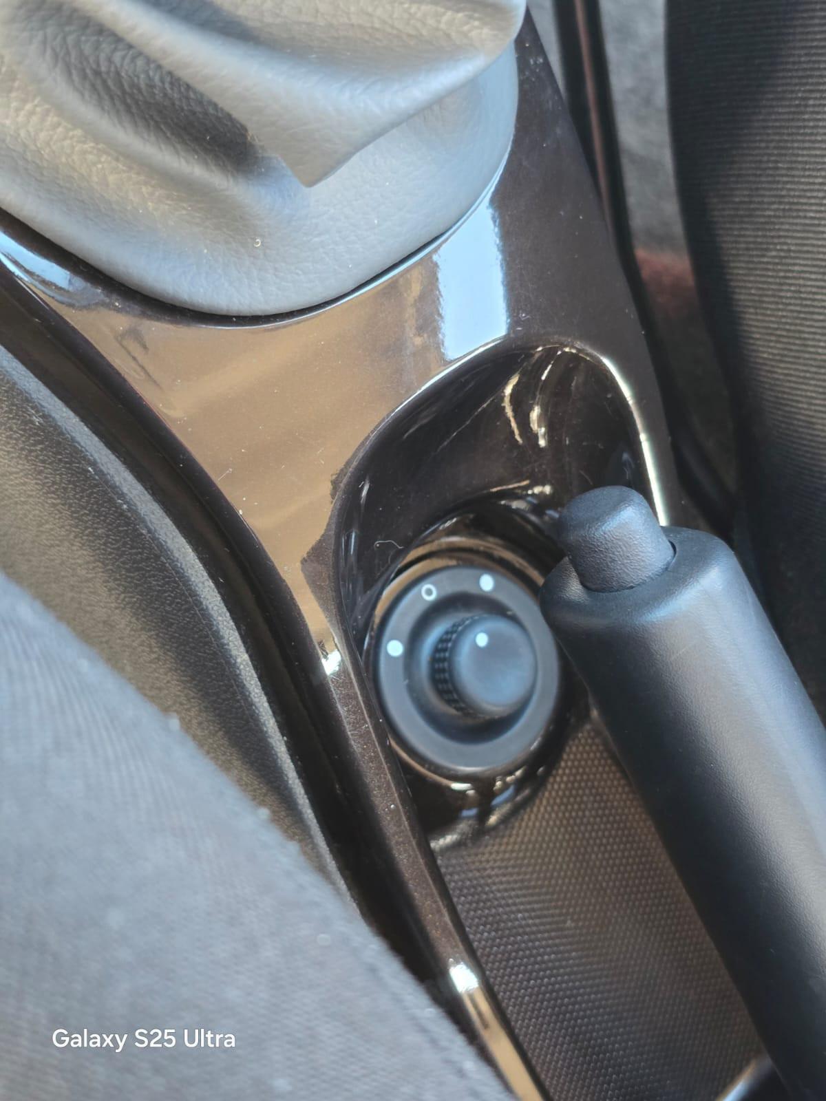 Dacia Duster 1.5 dCi 110CV 4x4 Lauréate 2012