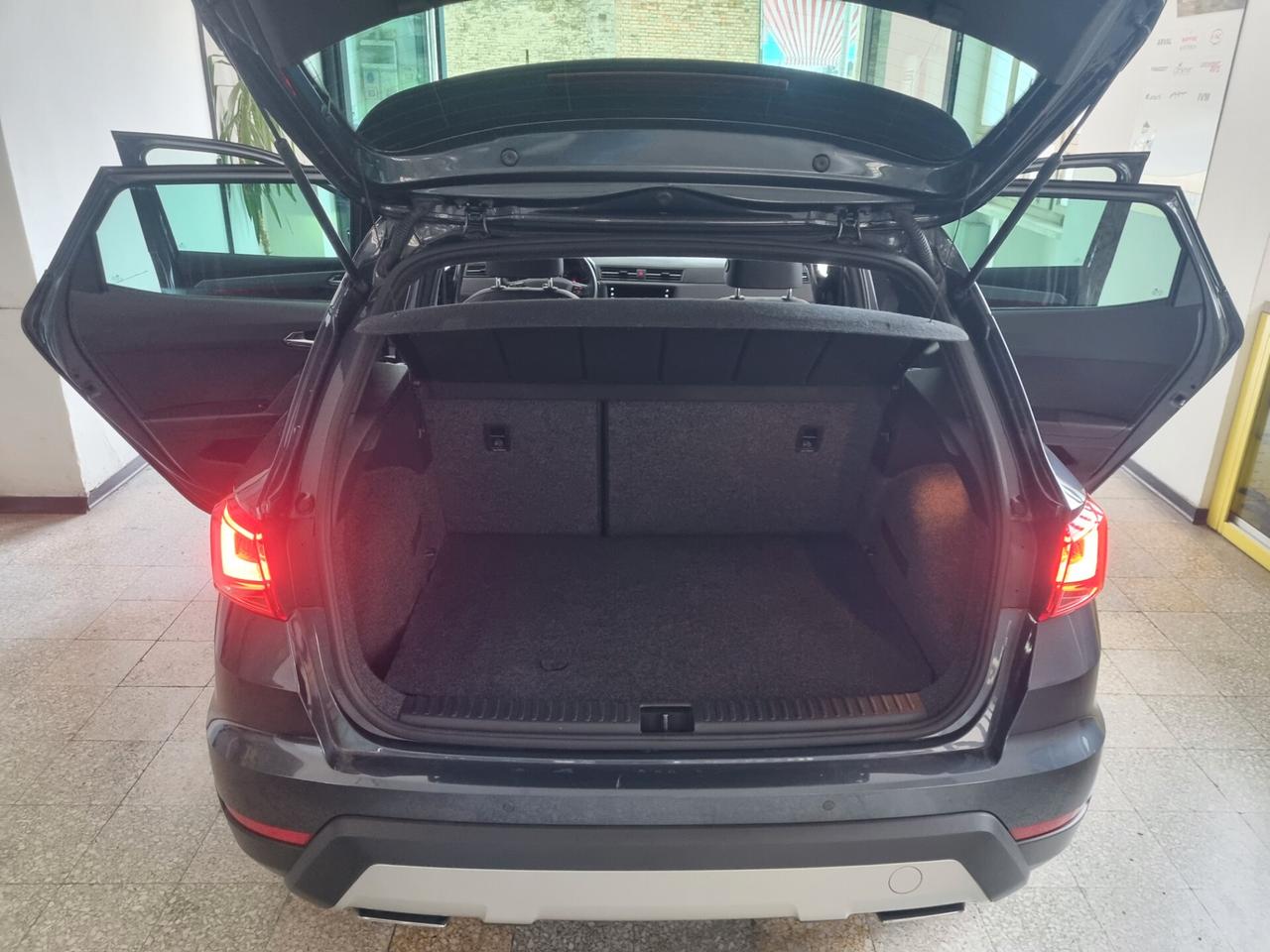 Seat Arona 1.0 TGI FR TELECAMERA, NAVI, TAGLIANDI SEAT