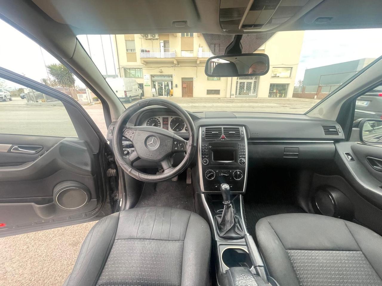 Mercedes-benz B 180 CDI Premium