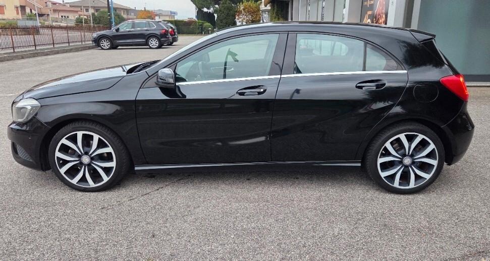 Mercedes-benz A 220 d Automatic 4Matic Sport