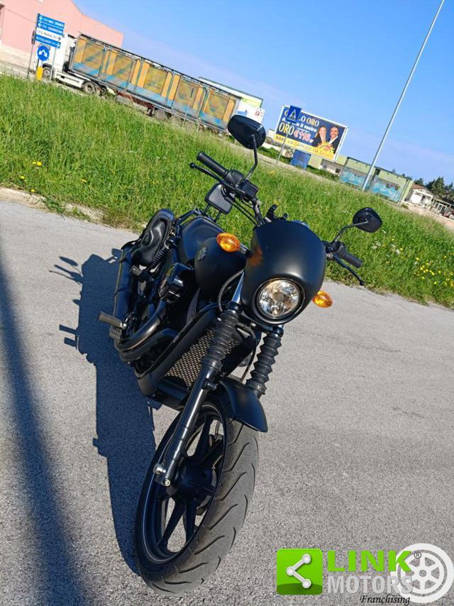 HARLEY-DAVIDSON Street 750 S