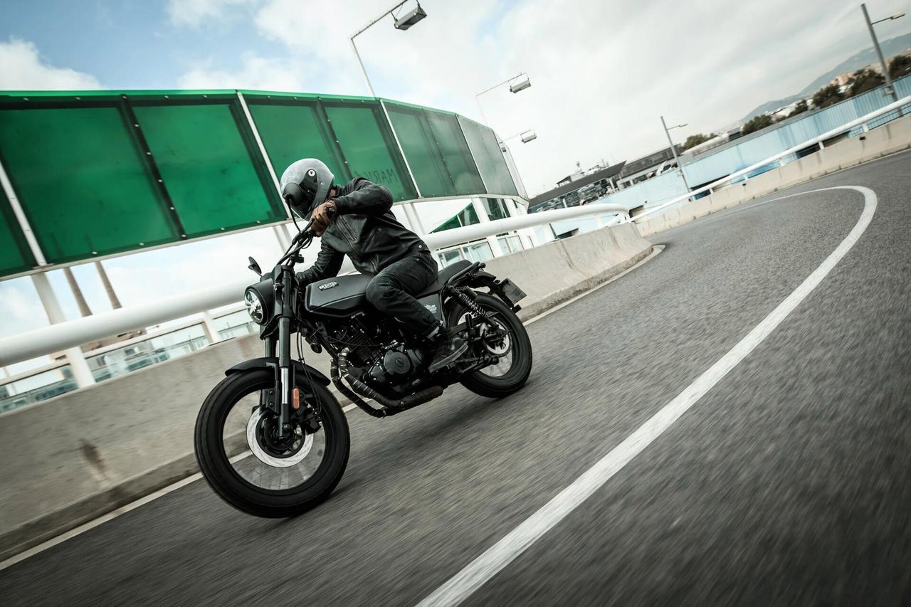 Brixton Felsberg 250 Scrambler A2 – NUOVA in promo – come Caballero