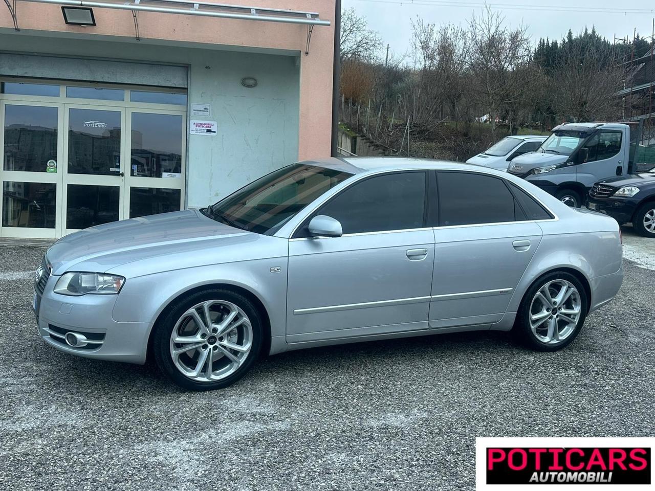 Audi A4 3.0/233CV TDI quattro Sline