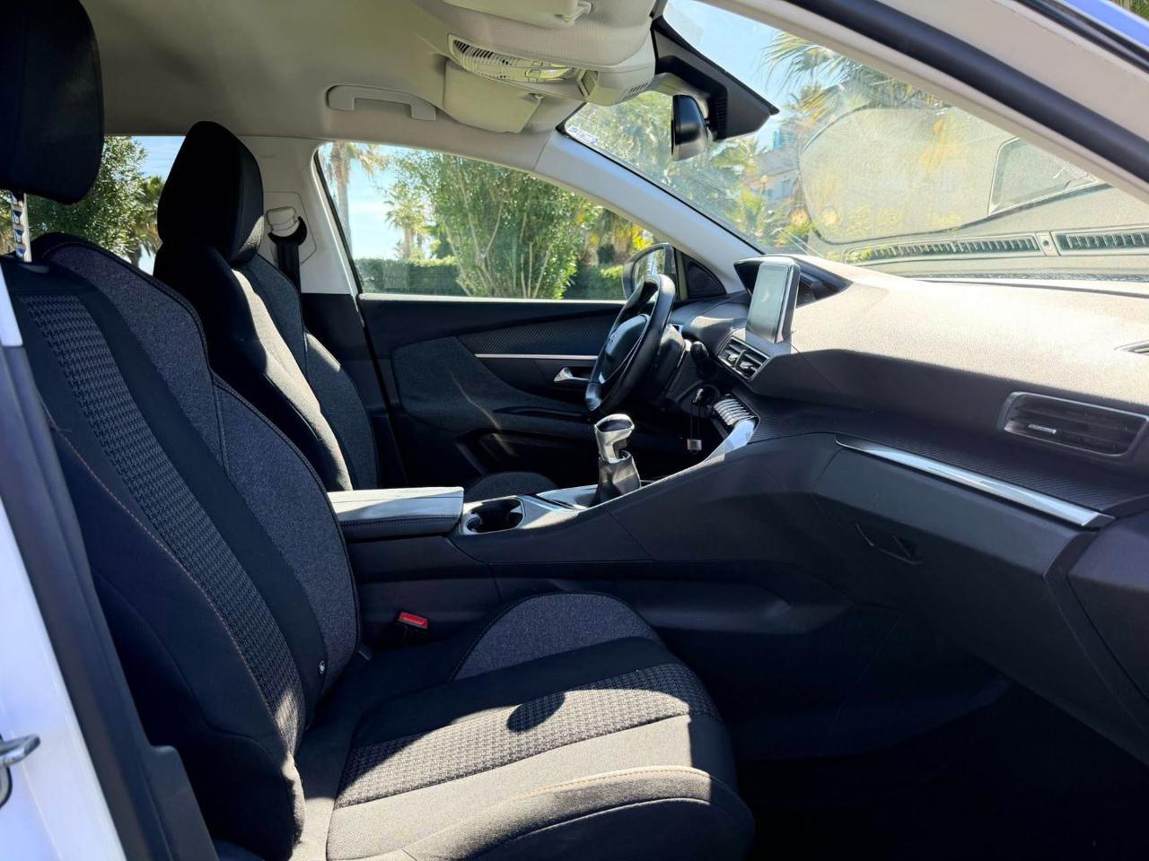 Peugeot 3008 3008 1.6 bluehdi Active s&s 120cv