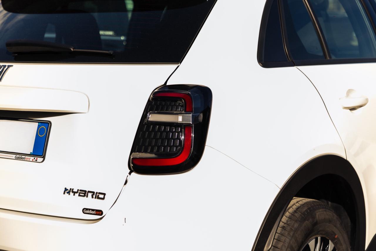 FIAT 600 Hybrid 145 CV e-DCT – Allestimento ICON