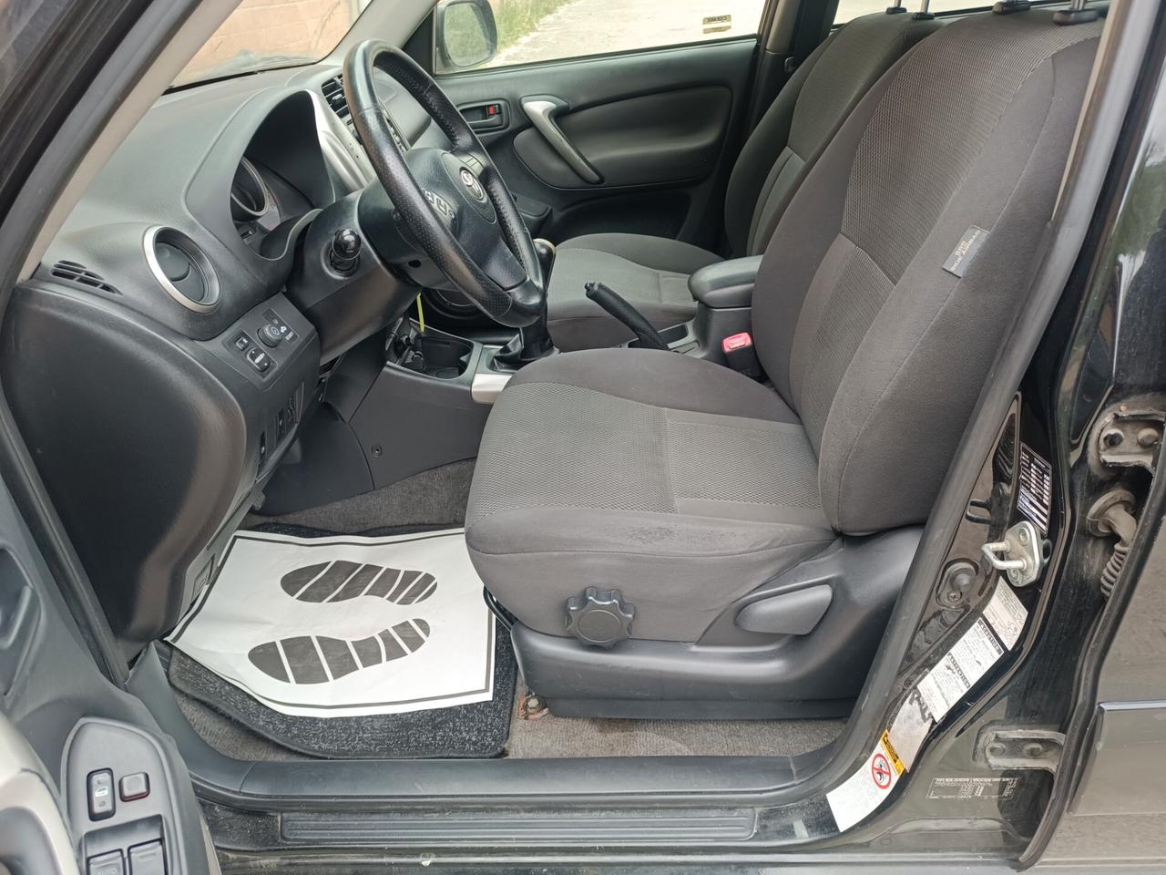 Toyota RAV 4 RAV4.com 2.0 Tdi D-4D cat 5 porte Sol
