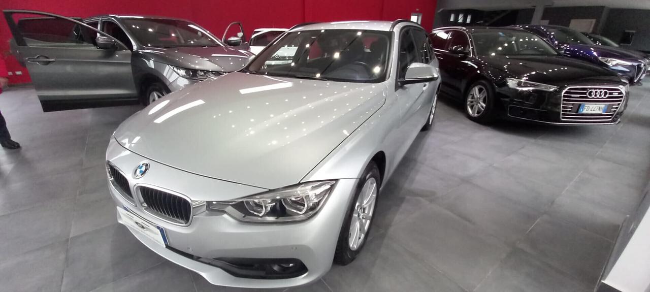 Bmw 318 BMW 318d Business Advantage - Automatica