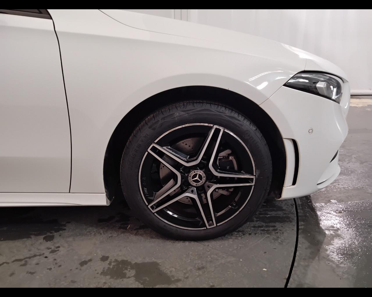 Mercedes-Benz Classe A - W177 2018 - A 250 e phev (eq-power) Premium auto