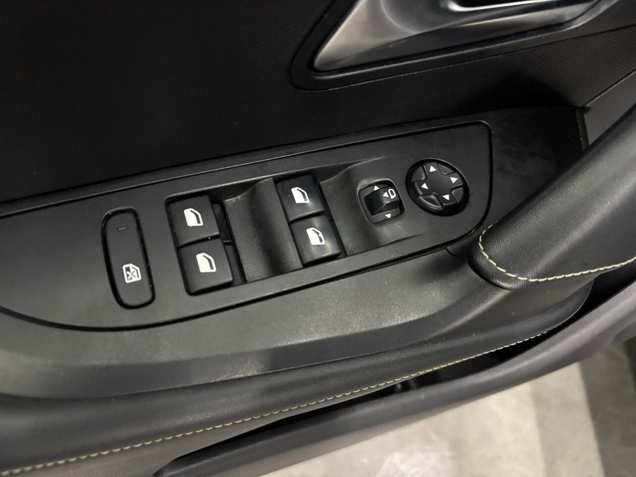 Peugeot 2008 1.2 130CV S&S GT Line