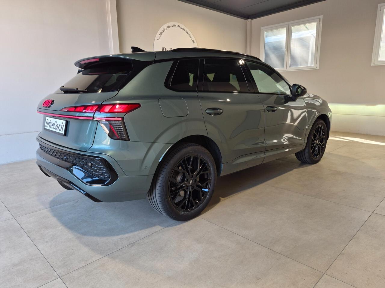 Audi Q3 1.5 TFSI MHEV S LINE EDITION 150CV S-TRONIC TETTO PANORAMICO APRIBILE ACC RETROCAMERA LUCI AMBIENTE PLUS