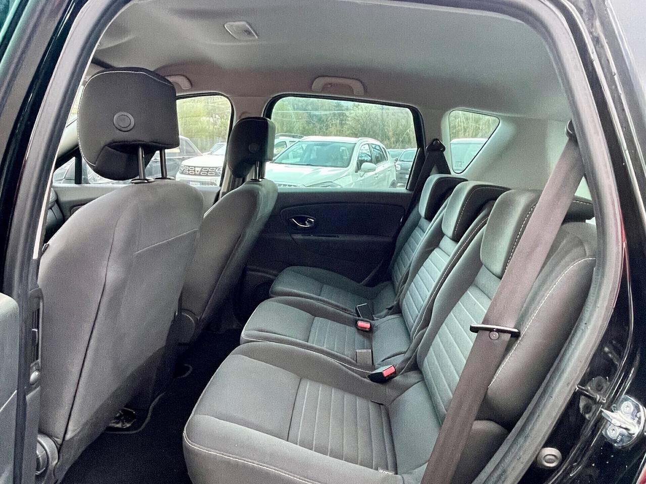 Renault Scenic XMod dCi 110 CV Limited