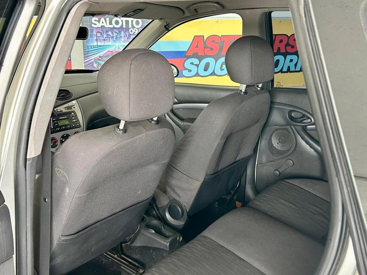 Ford Focus *CLIMATIZZATORE* GPL* VETRI NERI NUOVI* ONESTISSIMA * + CHE ECONOMICA!