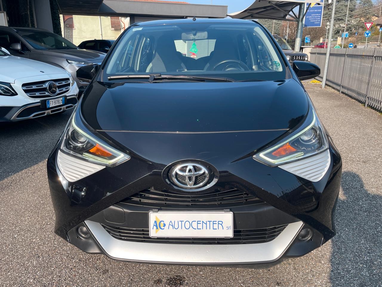 Toyota Aygo 1.0 VVT-i 72 CV 5 porte x-business MMT