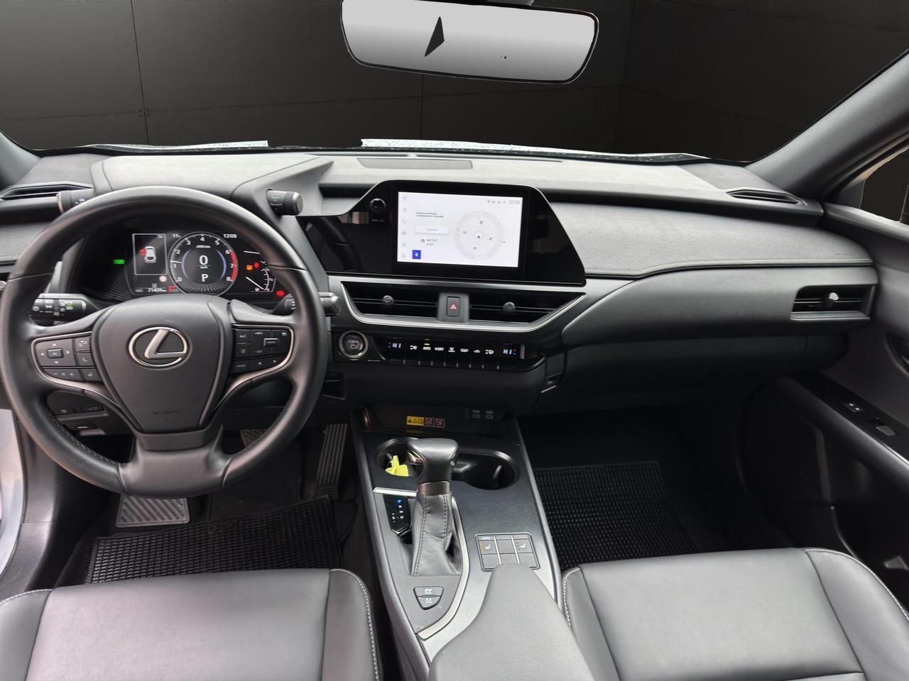 Lexus UX 250h 2.0 Design 2wd my23