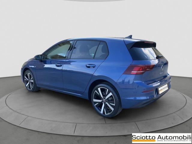 VOLKSWAGEN Golf 1.5 eTSI 115 CV DSG Life