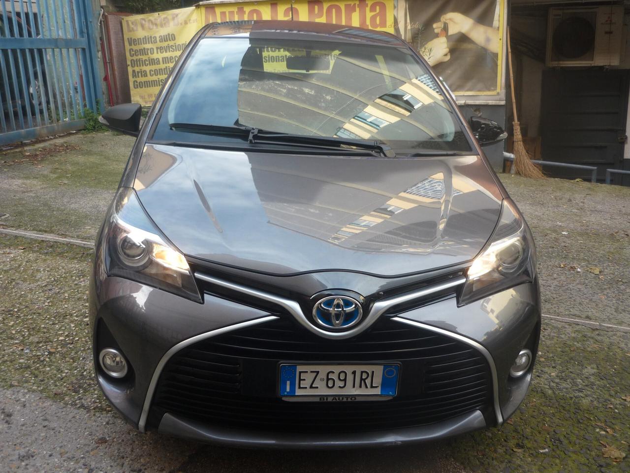 Toyota Yaris 1.5 Hybrid 5 porte Active