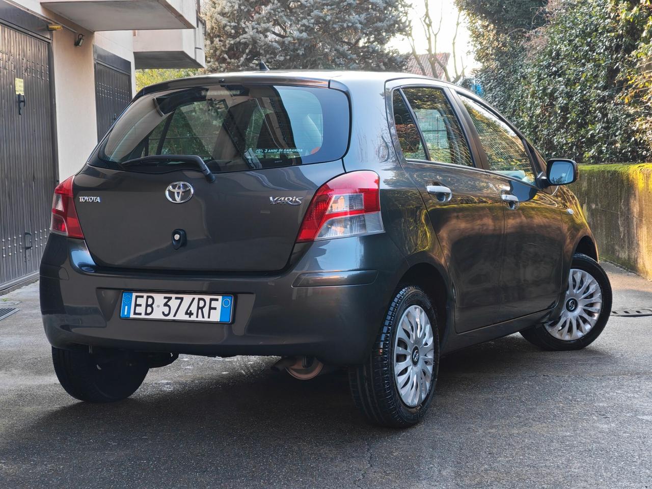 Toyota Yaris 1.0 BENZINA 70cv / 25.250km / Unipro