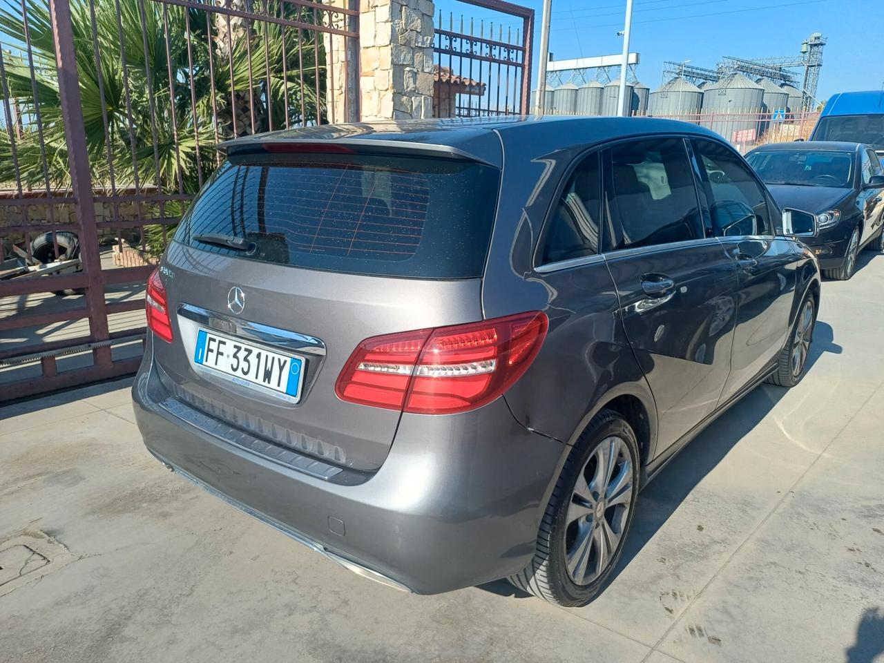 Mercedes-benz B 180 CDI BlueEFFICIENCY Premium