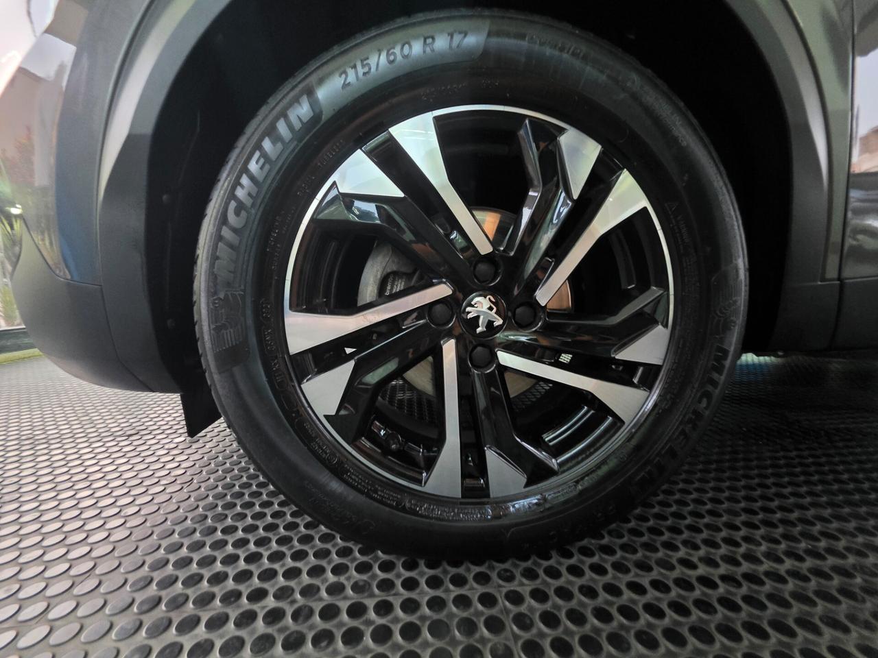 Peugeot 2008 BlueHDi 110 Allure 2021