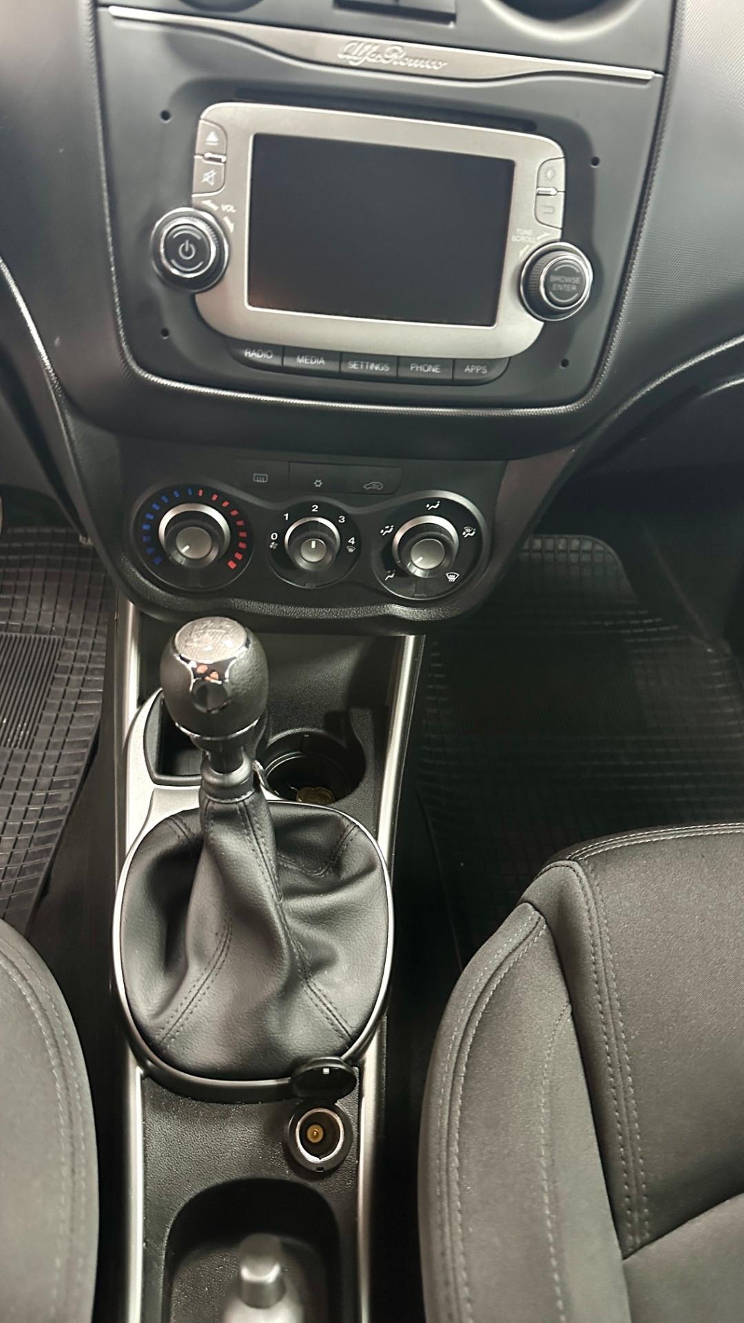 Alfa Romeo MiTo 1.4 78 CV 8V S&S Urban