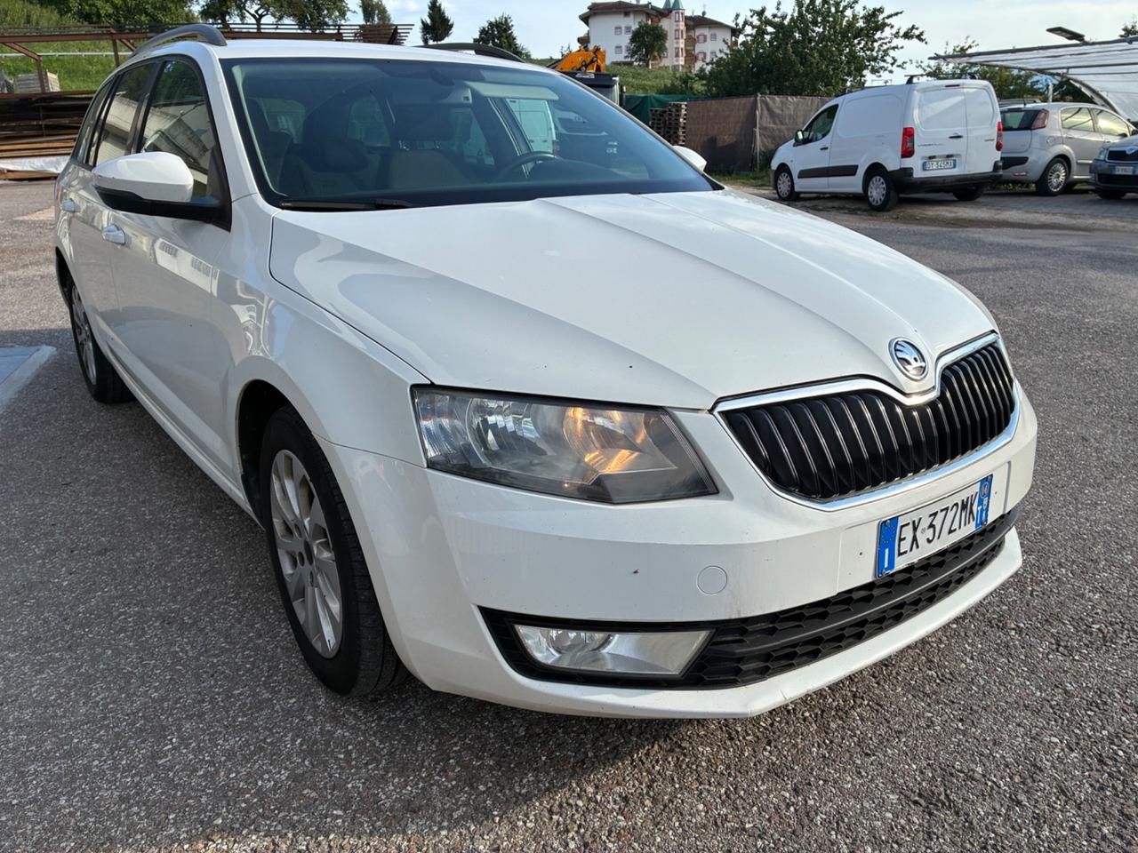 Skoda Octavia 1.6 TDI CR 105 CV DSG Ambition