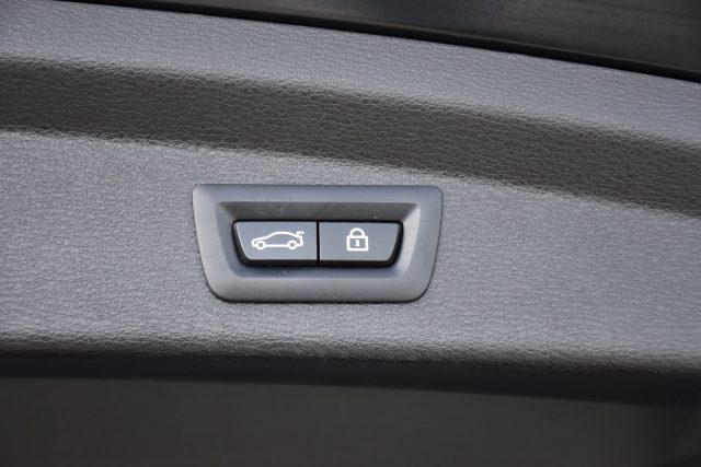 BMW X2 xDrive18d Business-X