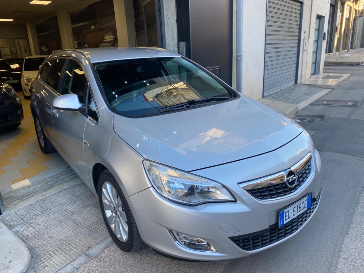 Opel Astra 1.7 CDTI 110CV Sports Tourer Cosmo