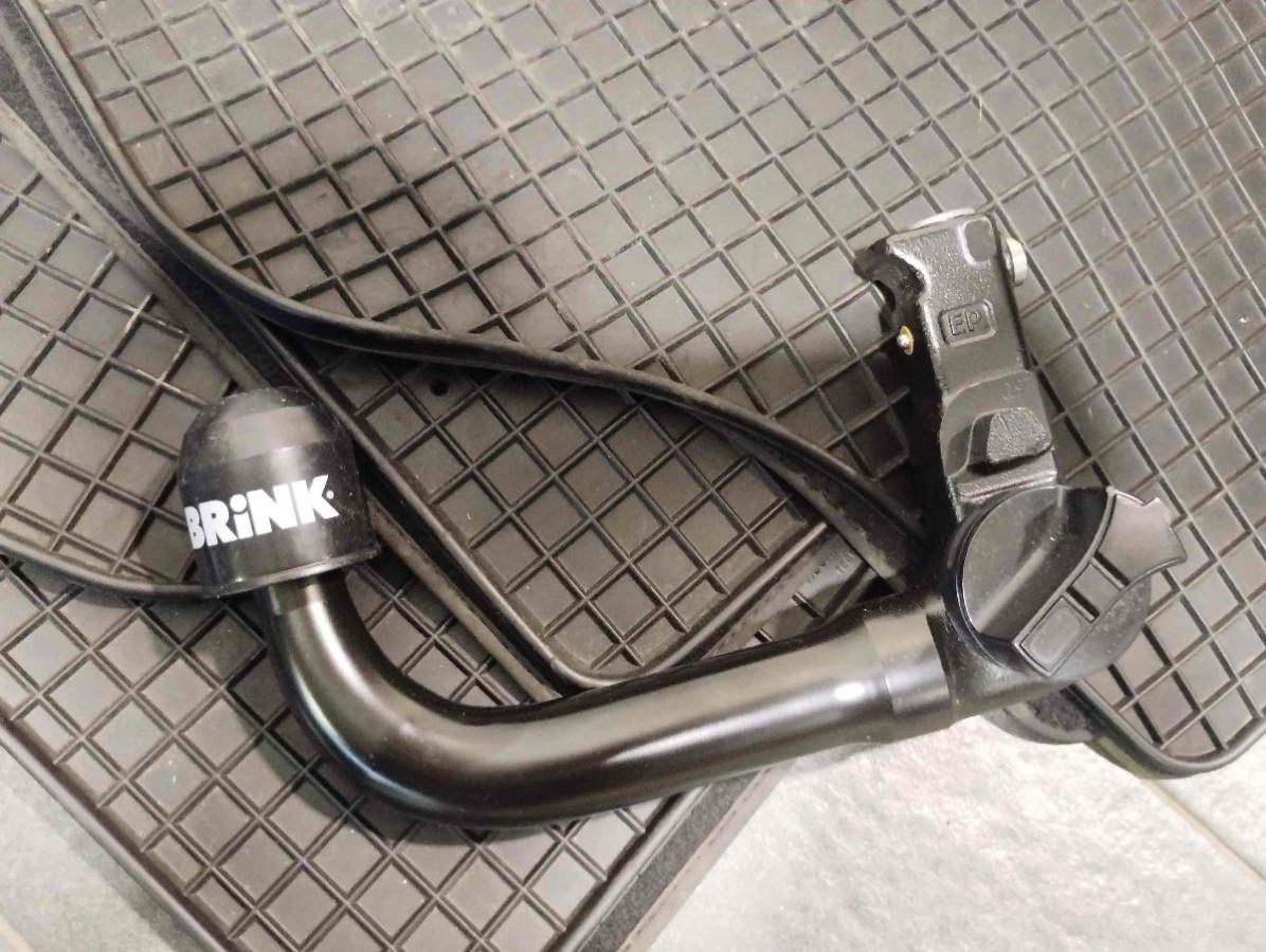 VOLKSWAGEN Tiguan 2.0 TDI 140 CV 4motion DSG Sport & Style - GANCIO TRAINO