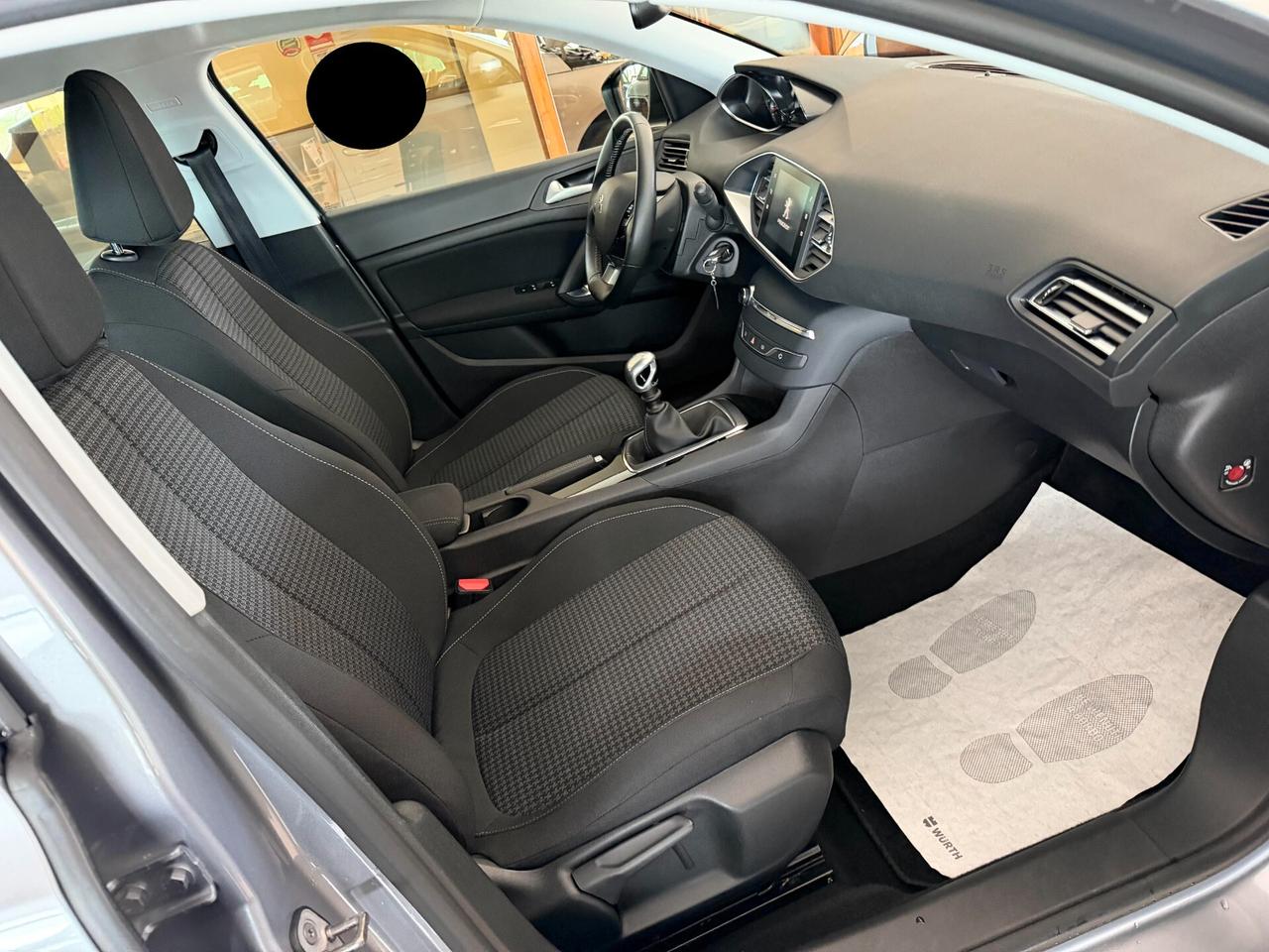 Peugeot 308 1.5 BLUEHDI 130 cv. 5 porte ACTIVE