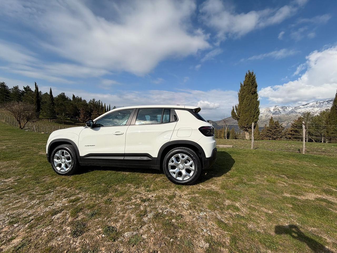 JEEP AVENGER ALTITUDE 1.2 E-HYBRID MHEV 110 CV