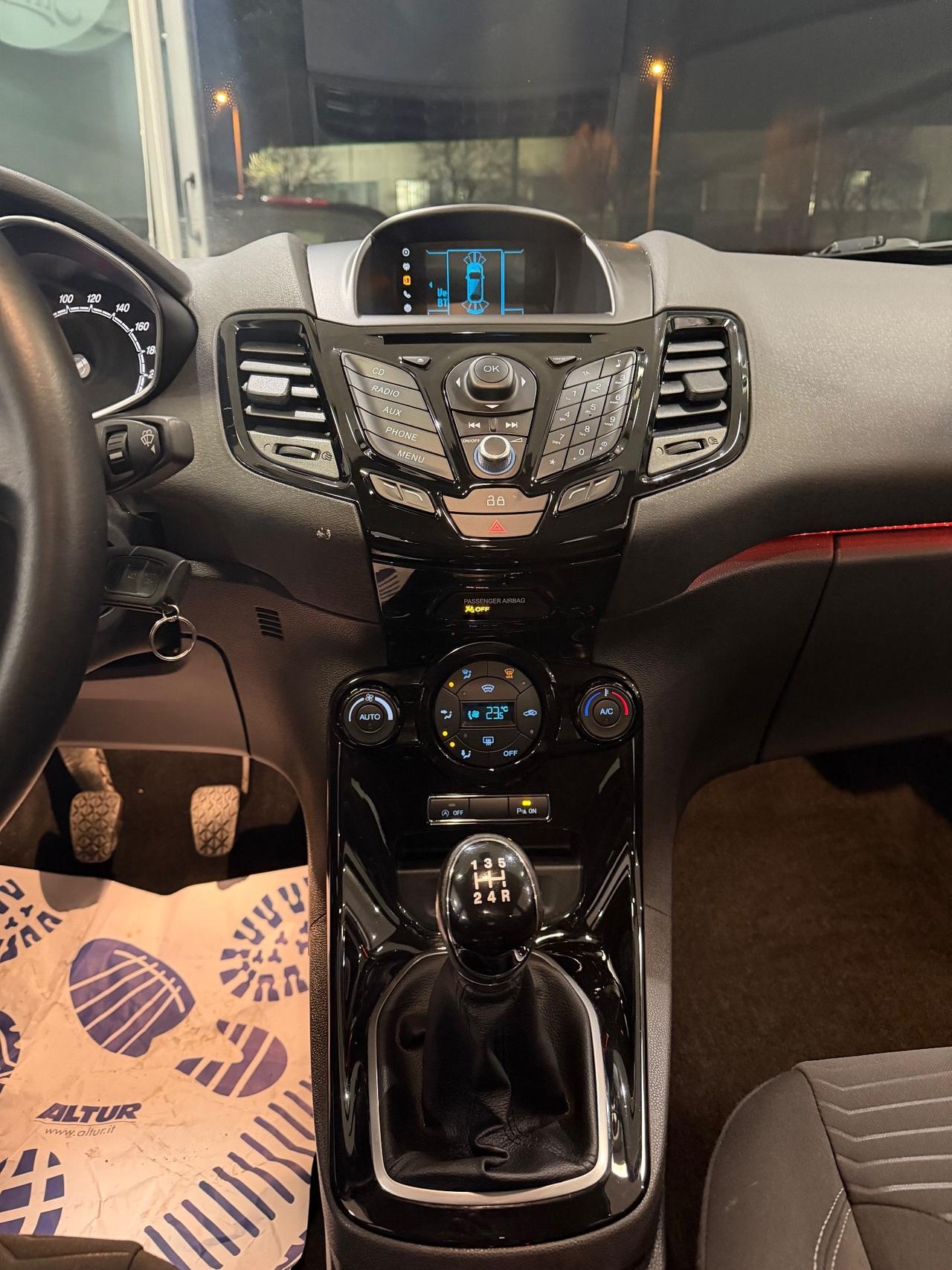 Ford Fiesta 1.0 100CV 5 porte Titanium Neopatentati