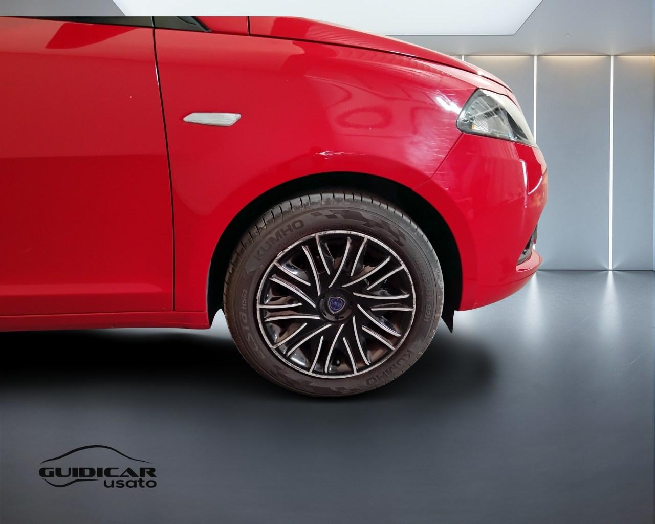 LANCIA Ypsilon III 2021 - Ypsilon 1.0 firefly hybrid Gold s&s 70cv