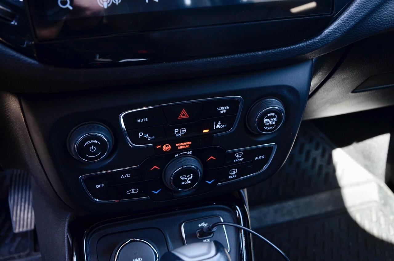 JEEP COMPASS 2.0 MJT LIMITED 4WD 140cv AUT, UFF ITALIANA, NAVI, APPLE ANDROID, RETROCAMERA, PERMUTE