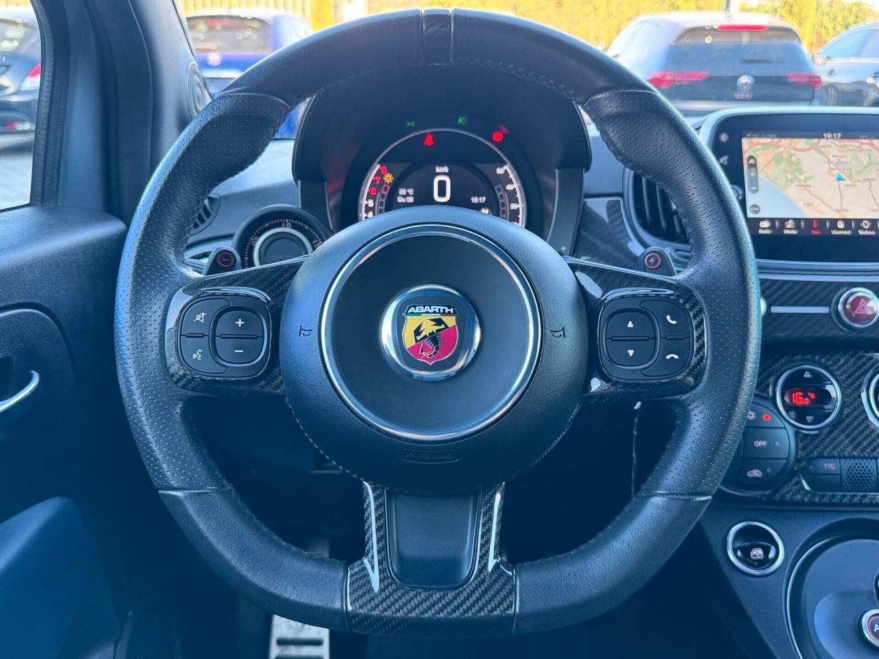 Abarth 695 C 1.4 Turbo T-Jet Rivale*AKRAPOVIC*CARBONIO*BEATS*