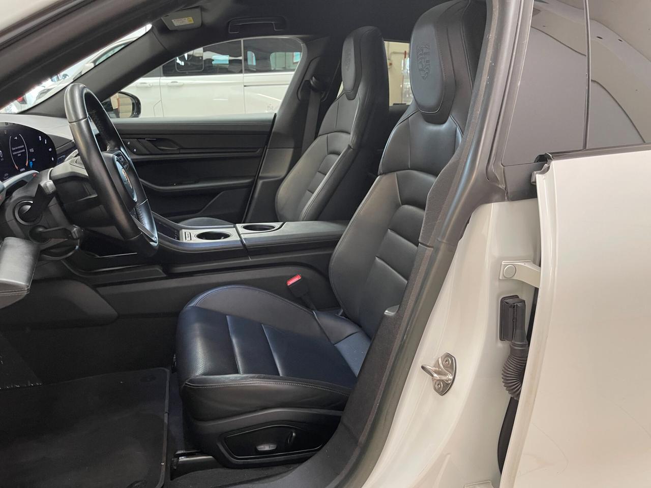 Porsche Taycan 4 Cross Turismo-LEGGI SOTTO