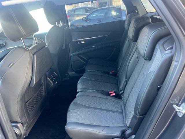PEUGEOT 5008 BlueHDi 130 S&S EAT8 Allure