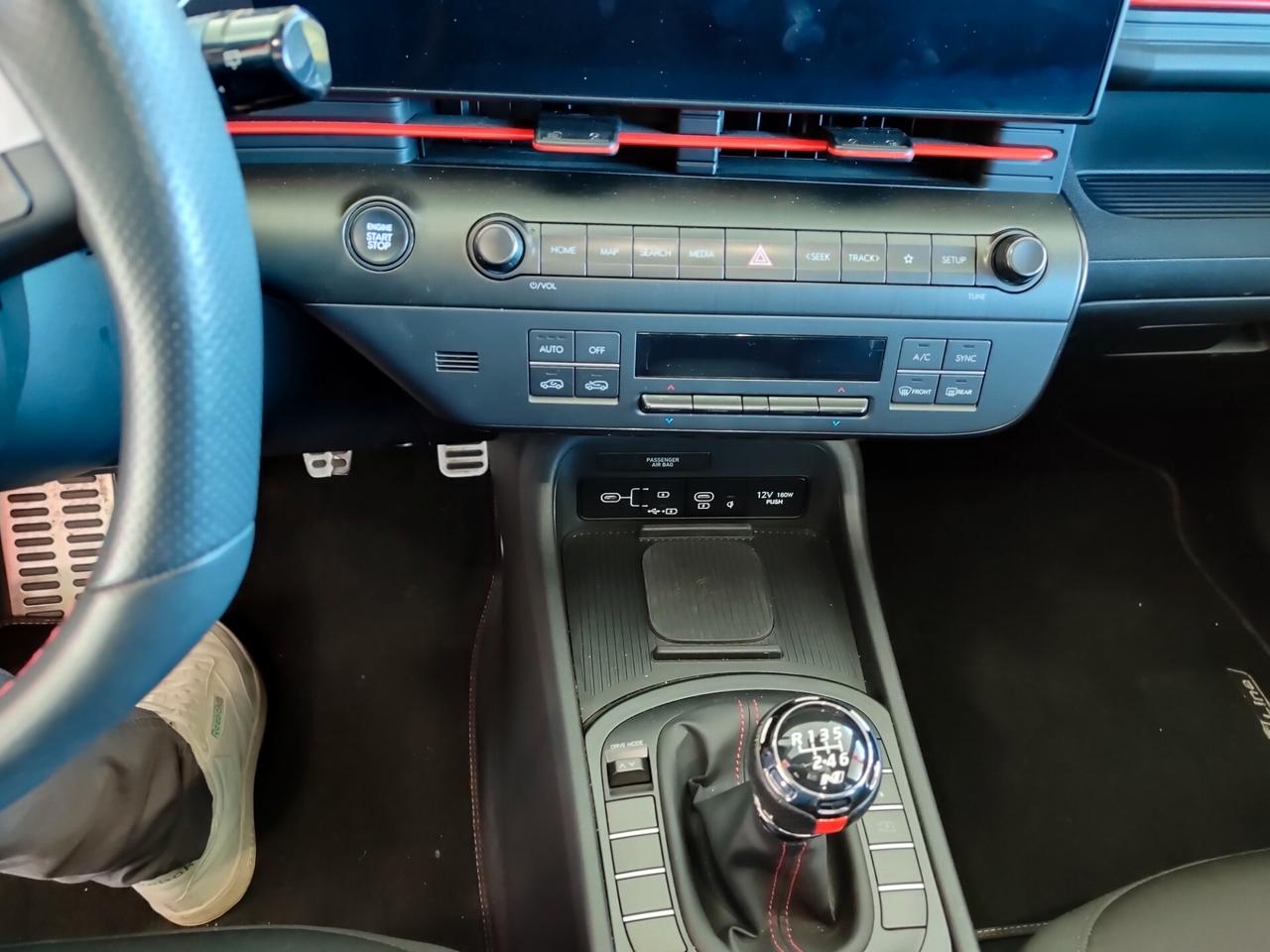 Hyundai Kona 1.0 N-Line Hybid 11/2023 solo 15.000km PROMO