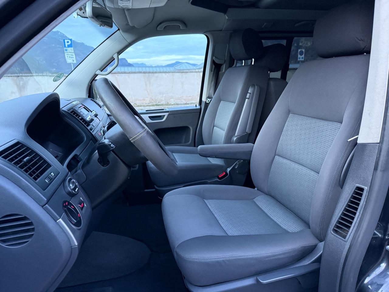 Multivan California Beach 2.5 TDI/130CV 7 posti manuale