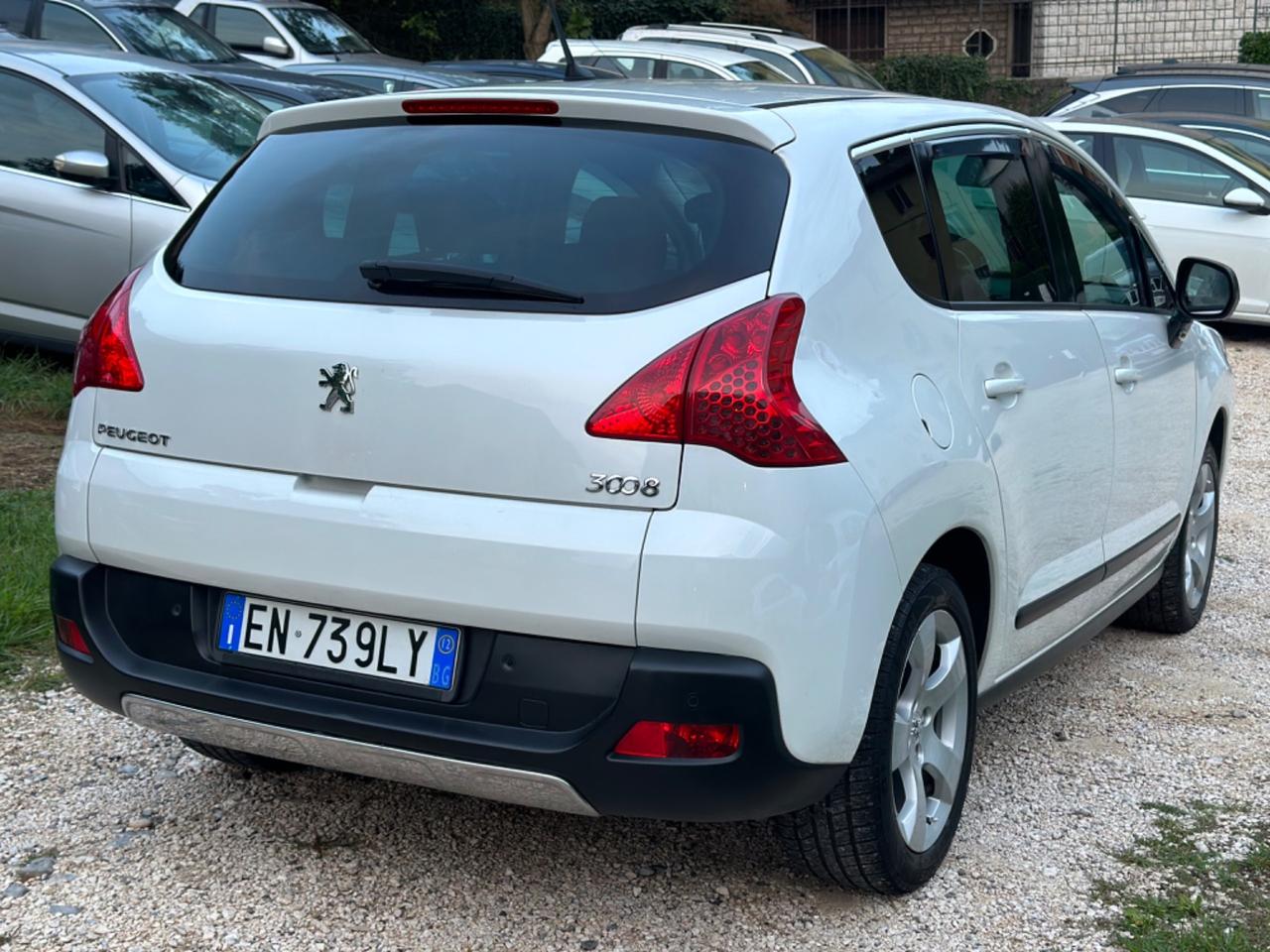Peugeot 3008 1.6 HDi 112CV ALLURE KMCERT UNICOPR