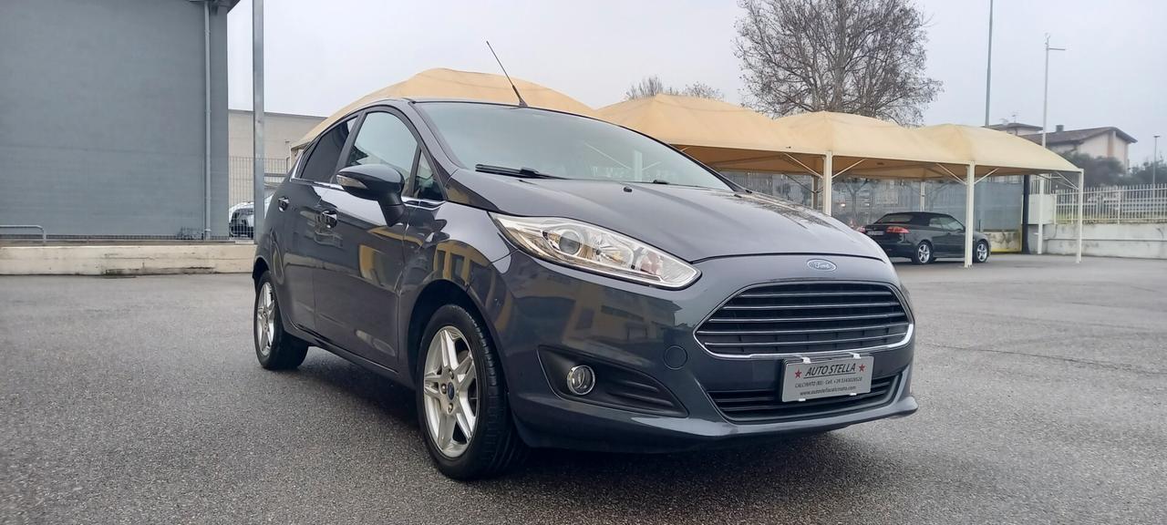 Ford Fiesta Modello Titanium cc. 1.000 Benzina 5 Porte 5 Posti Utilizzabile anche dai Neopatentati.