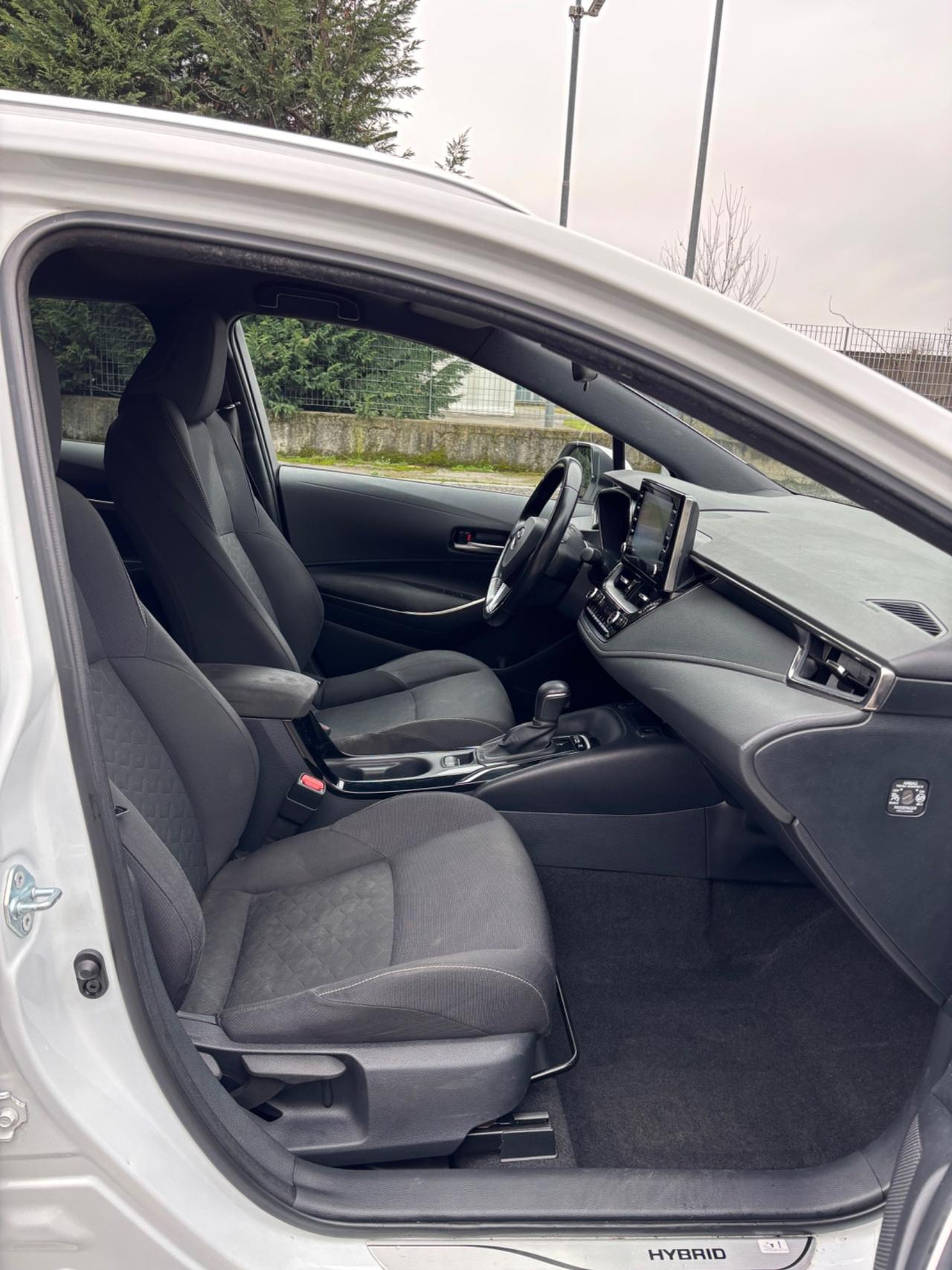 Toyota Corolla Touring Sports 1.8 Hybrid Active