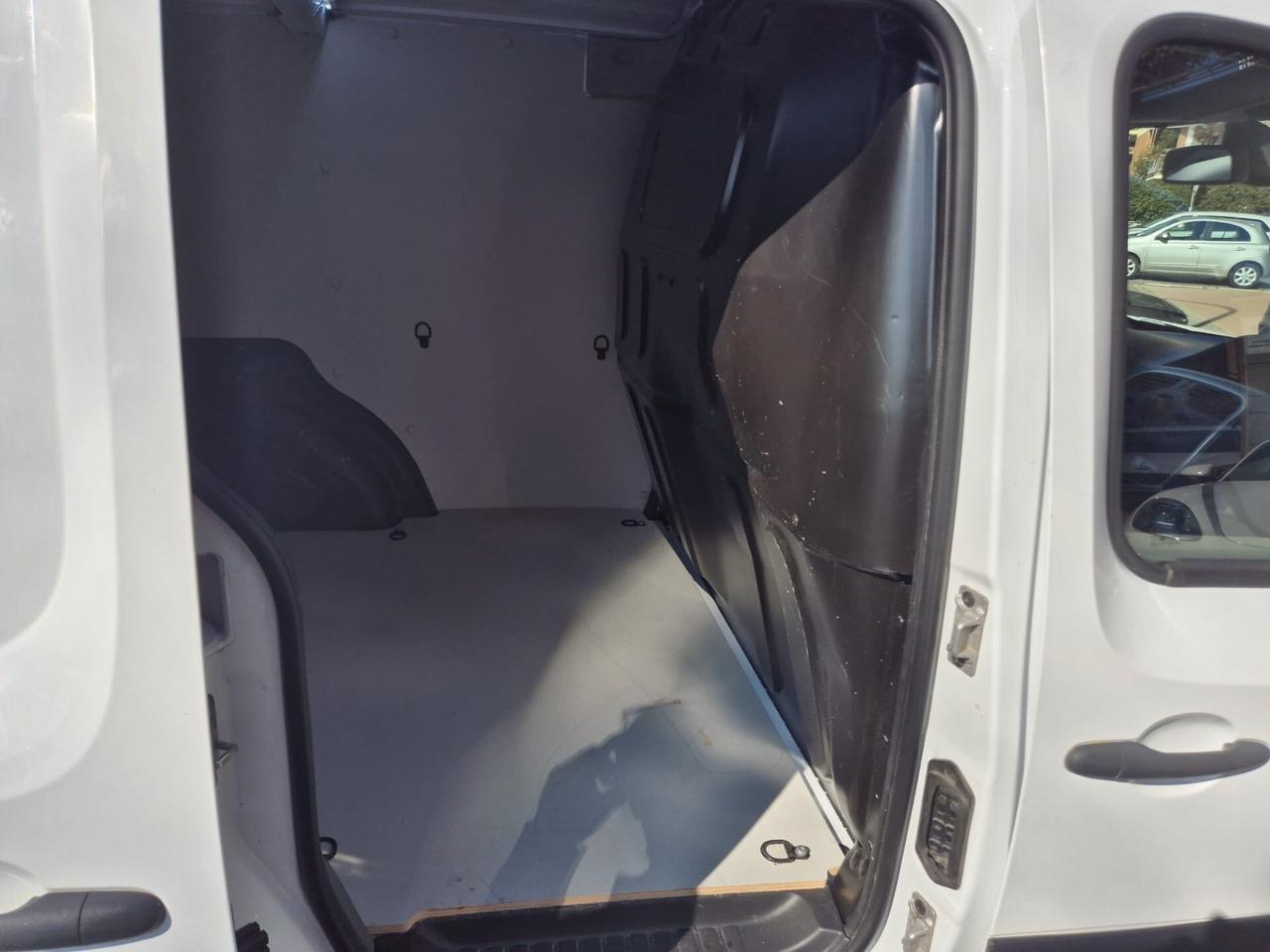 Renault Kangoo dCi 95CV Express + IVA