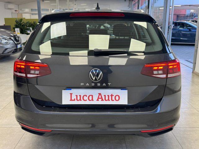 VOLKSWAGEN Passat Variant 2.0 TDI DSG *UNICO PROP.*LED*NAVIGATORE*